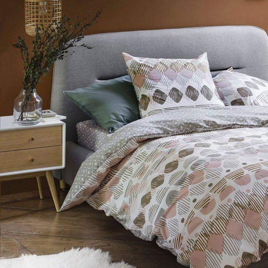 scandinavian bedside table