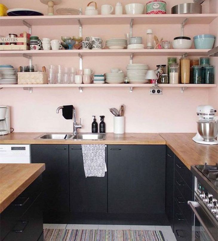 Black and pink kitchen