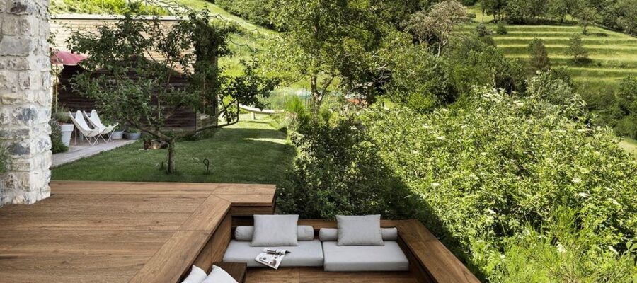 parchet din gresie cu efect de lemn pentru exterior de la marazzi